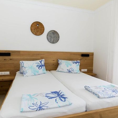 Apartmani Dea Crikvenica Ngoại thất bức ảnh