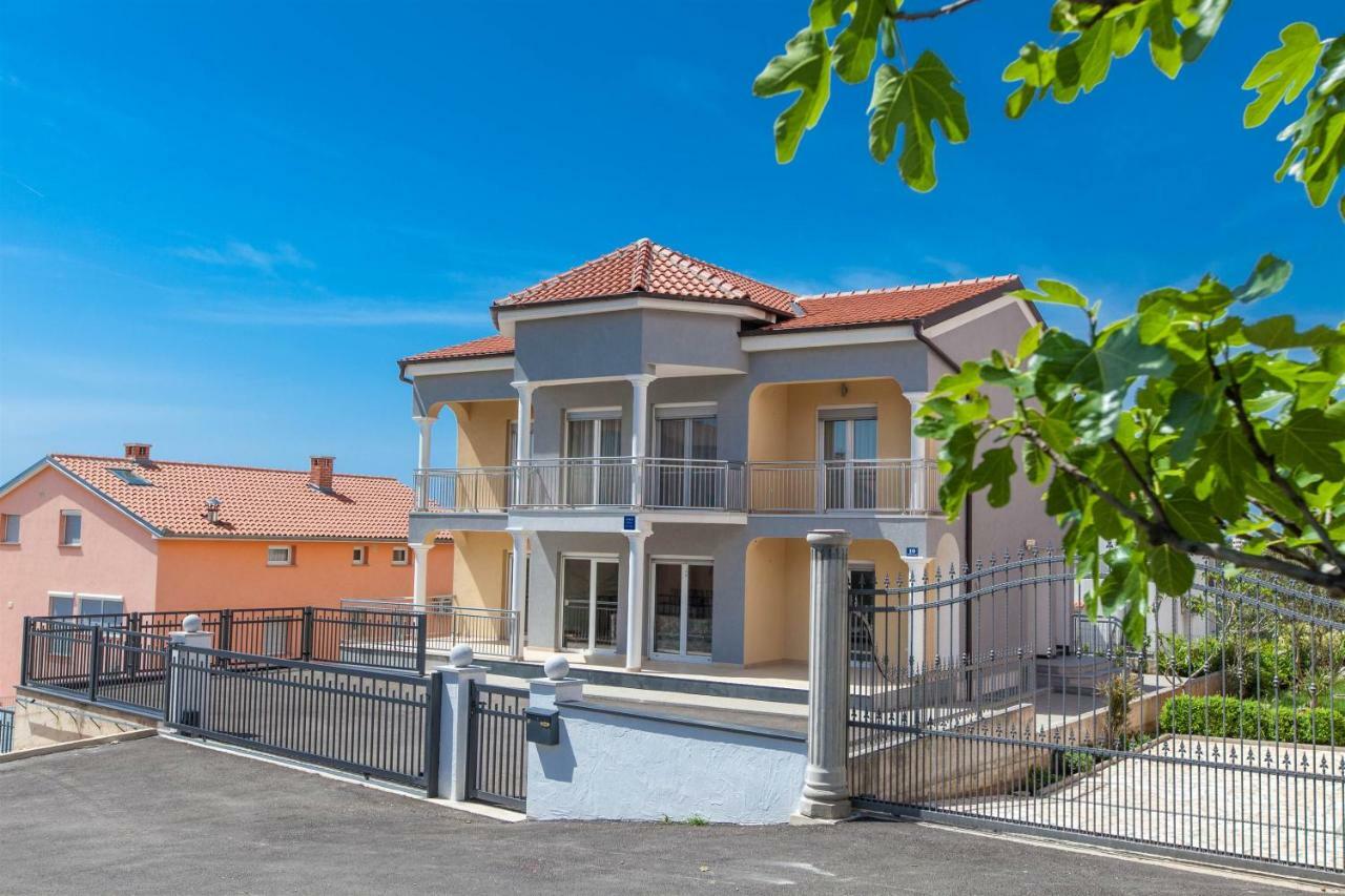 Apartmani Dea Crikvenica Ngoại thất bức ảnh
