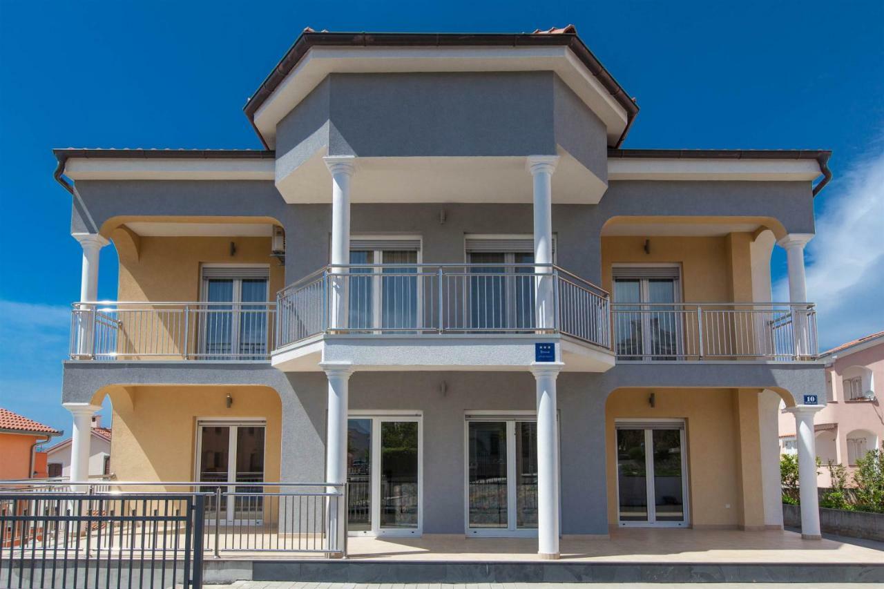 Apartmani Dea Crikvenica Ngoại thất bức ảnh