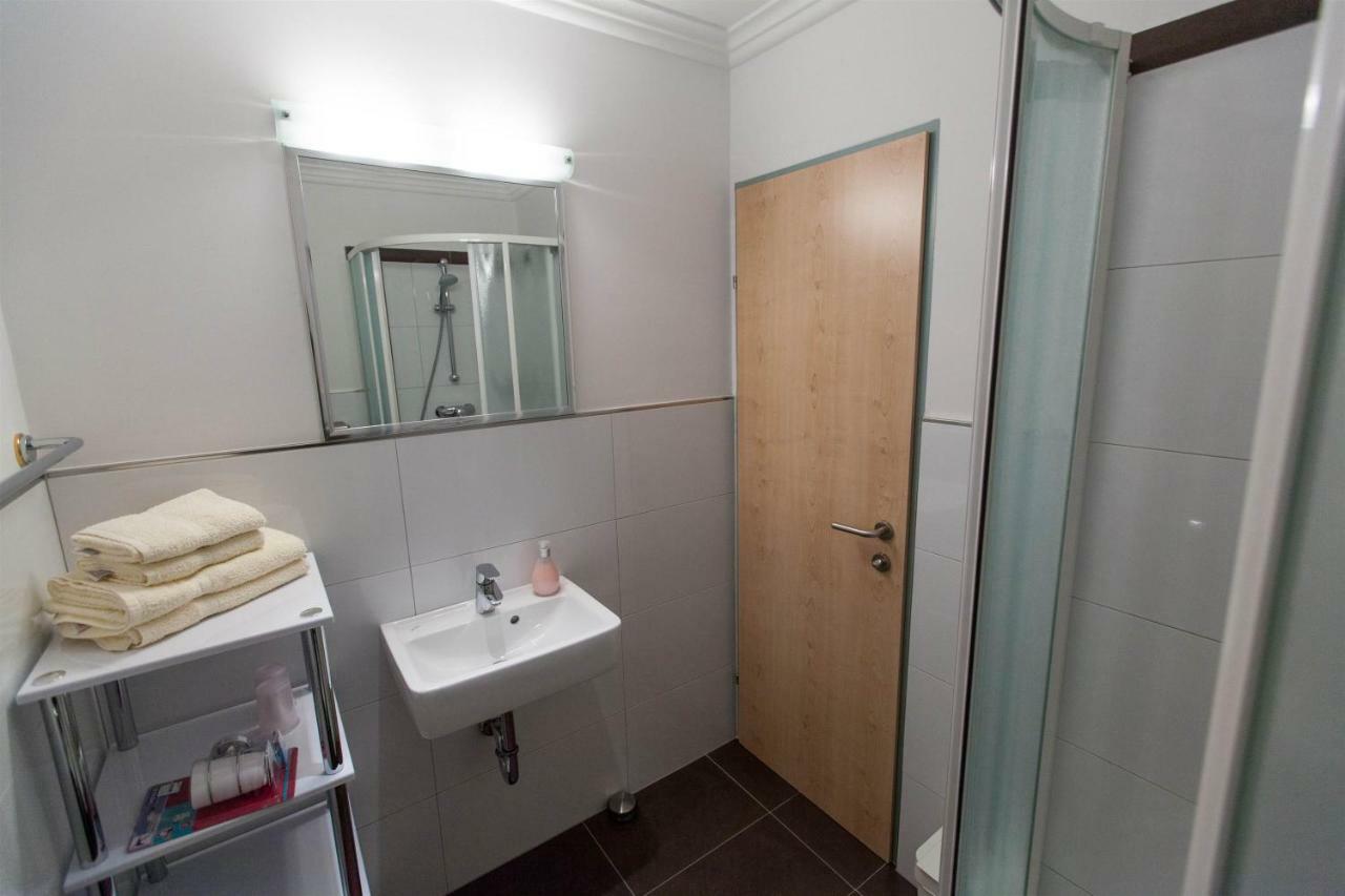 Apartmani Dea Crikvenica Ngoại thất bức ảnh