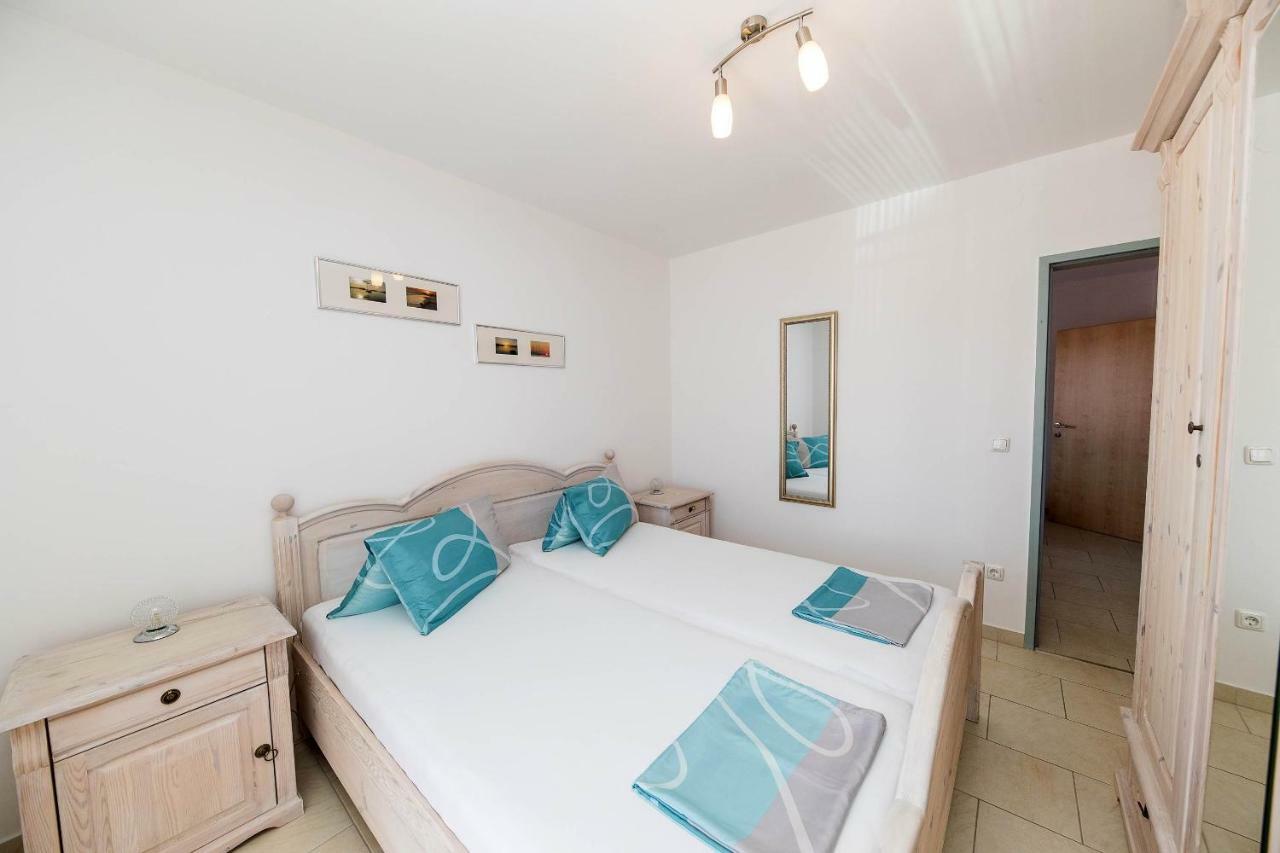 Apartmani Dea Crikvenica Ngoại thất bức ảnh