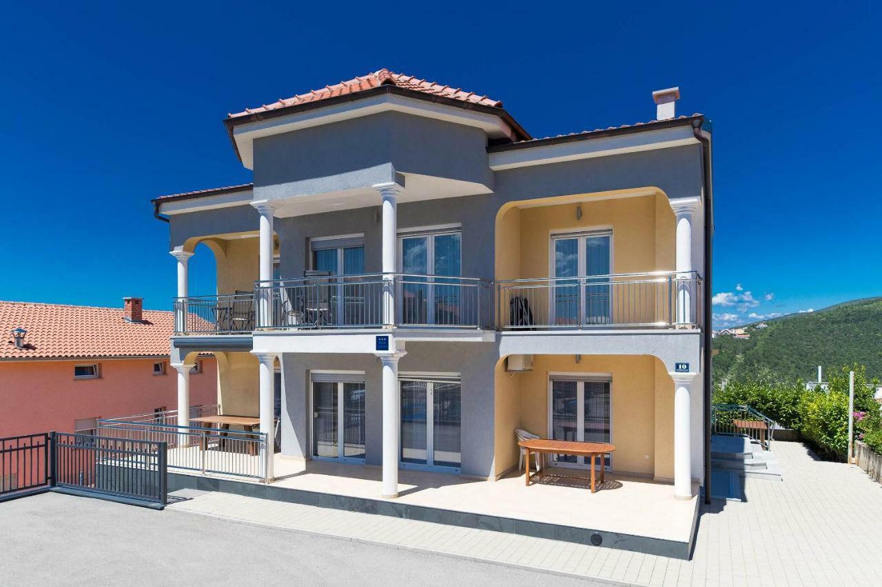 Apartmani Dea Crikvenica Ngoại thất bức ảnh